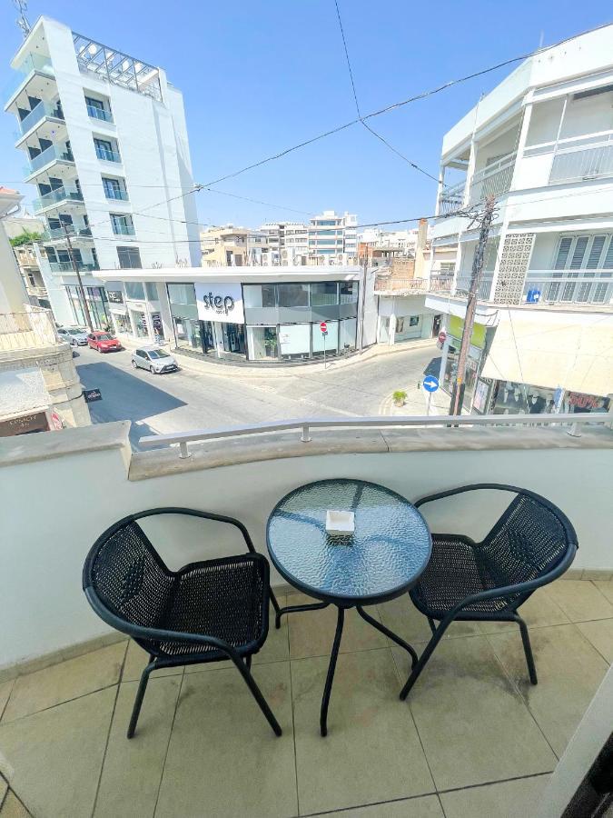 High Speed Holiday Apartment Larnaca Exterior photo